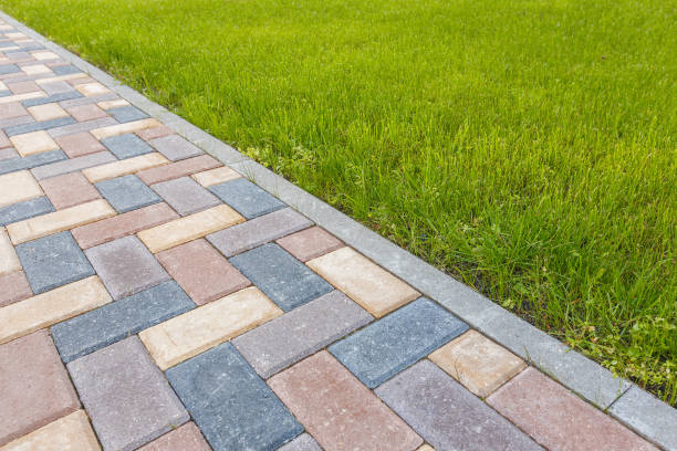 Best Driveway Paving Contractor  in Manhasset Hills, NY